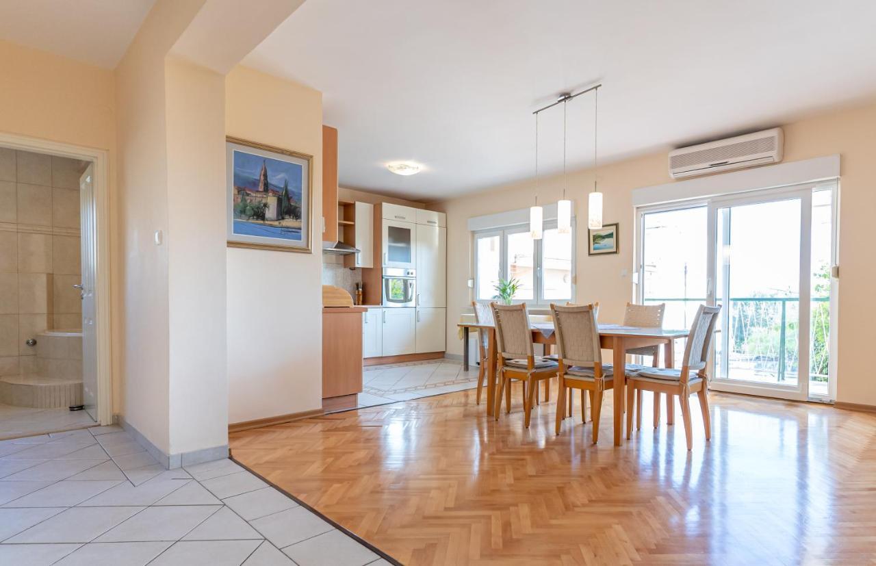 Apartment Luno Kastela Dış mekan fotoğraf