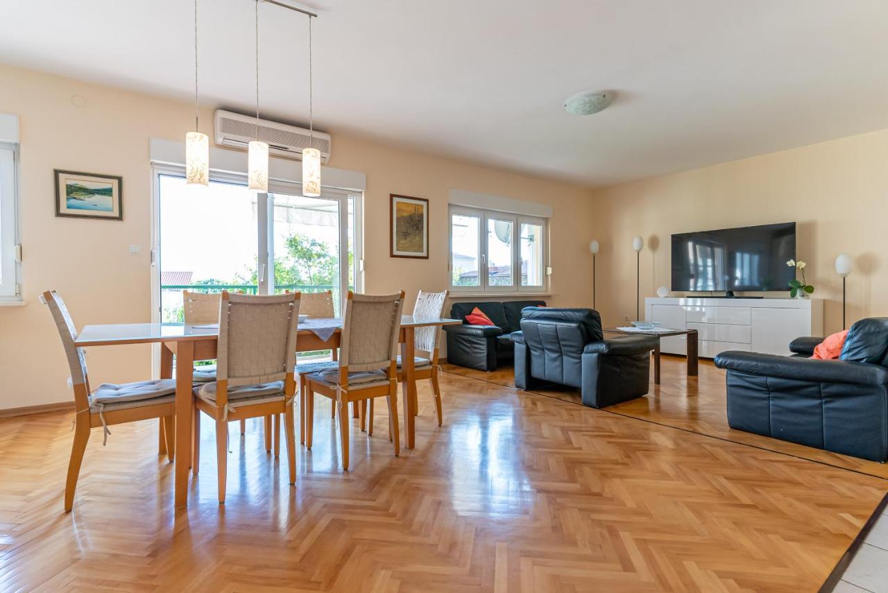 Apartment Luno Kastela Dış mekan fotoğraf