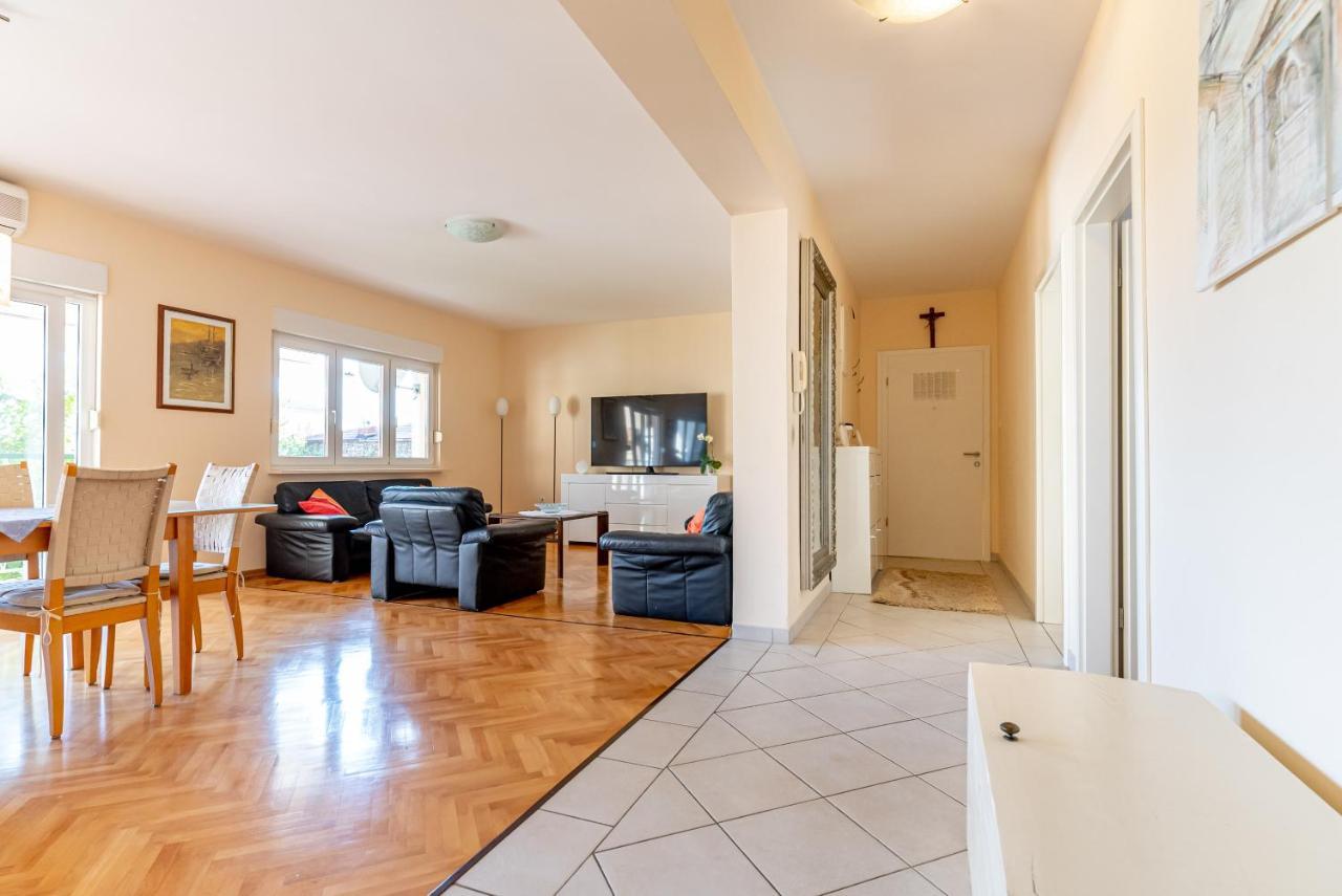 Apartment Luno Kastela Dış mekan fotoğraf